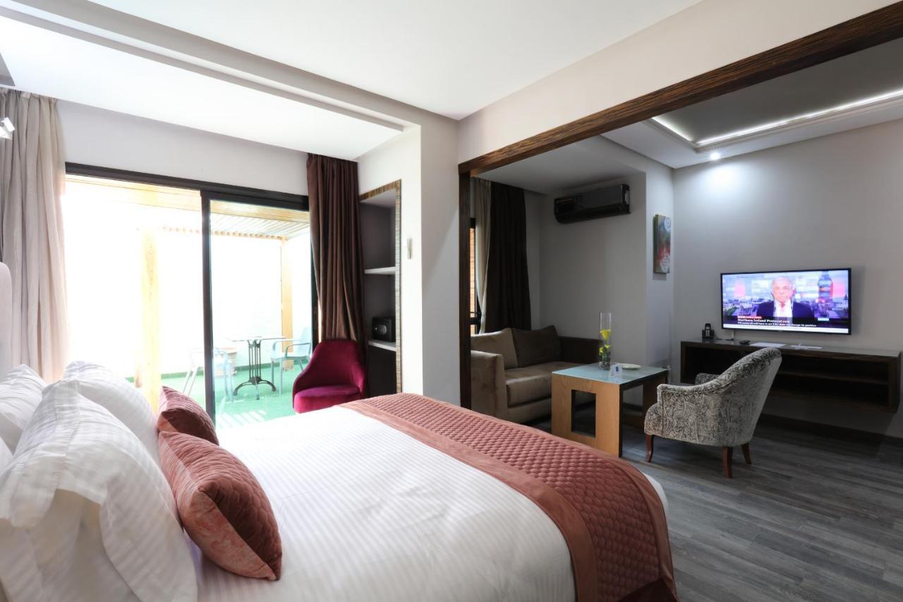 Silver & Hotel Casablanca