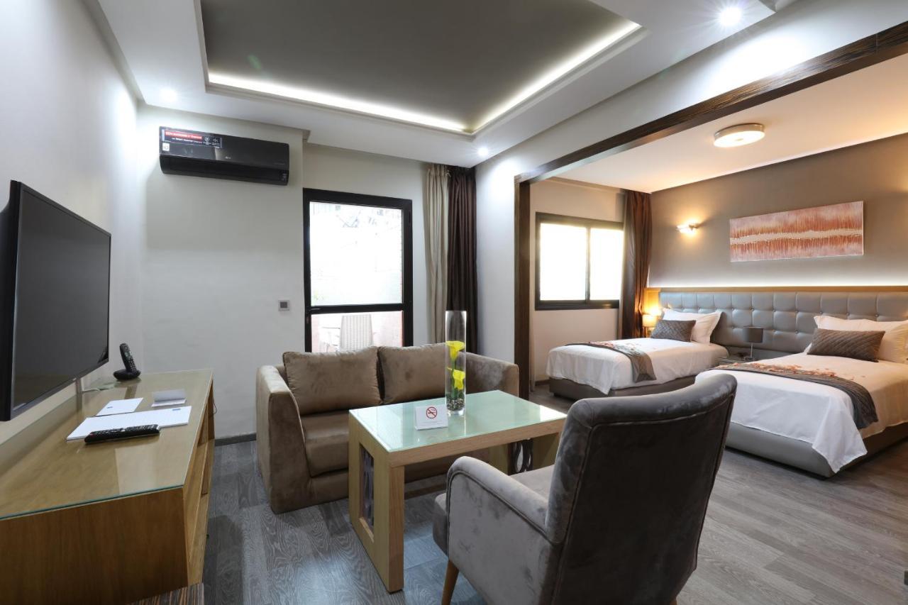 Silver & Hotel Casablanca