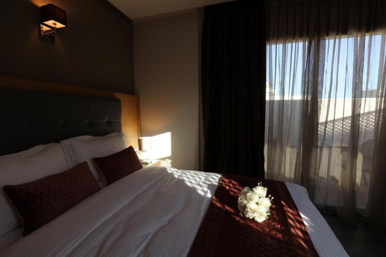 Silver Hotel& Hotel 4*